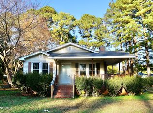 810 E 8th St, Washington, NC 27889