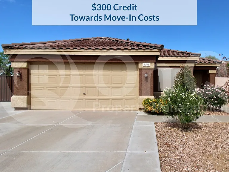 5216 E Florian Ave — Photo 1