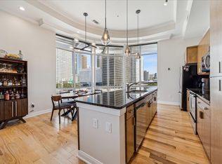 300 Saint Joseph Pkwy APT 412, Houston, TX 77002