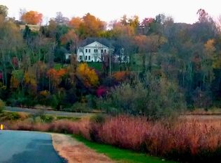 40911 Alysheba Dr, Leesburg, VA 20176