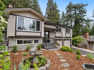 2606 Hawser Ave, Coquitlam, BC V3C 4E1