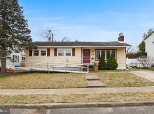 708 Bem St, Riverside, NJ 08075