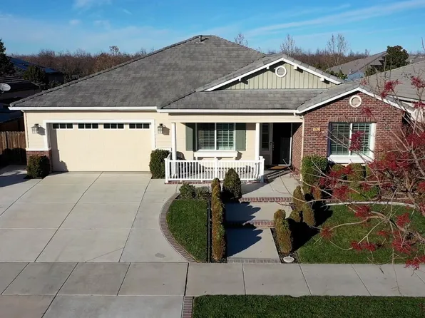 323 Gemstone Ln, Ripon, CA 95366