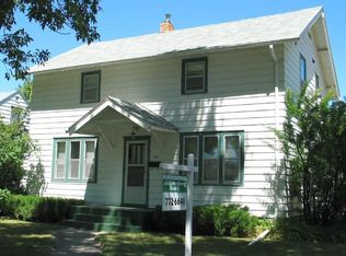 1702 5th Ave N, Grand Forks, ND 58203