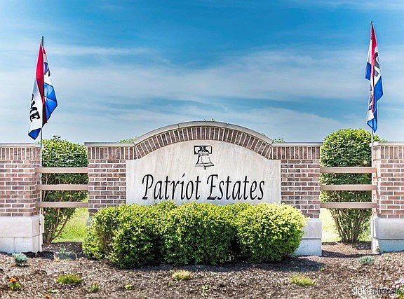 Entrance to Patriot Estates