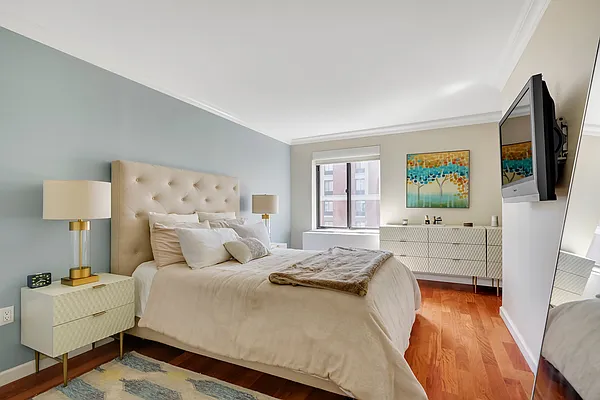 Sold by Compass | media 3