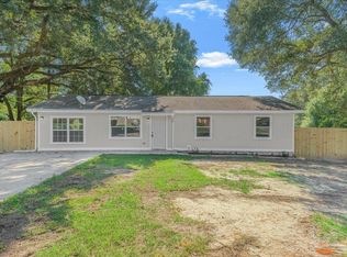 1996 N Roberts Cir, Pensacola, FL 32534