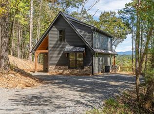 110 Red Oak Trl, Ellijay, GA 30540