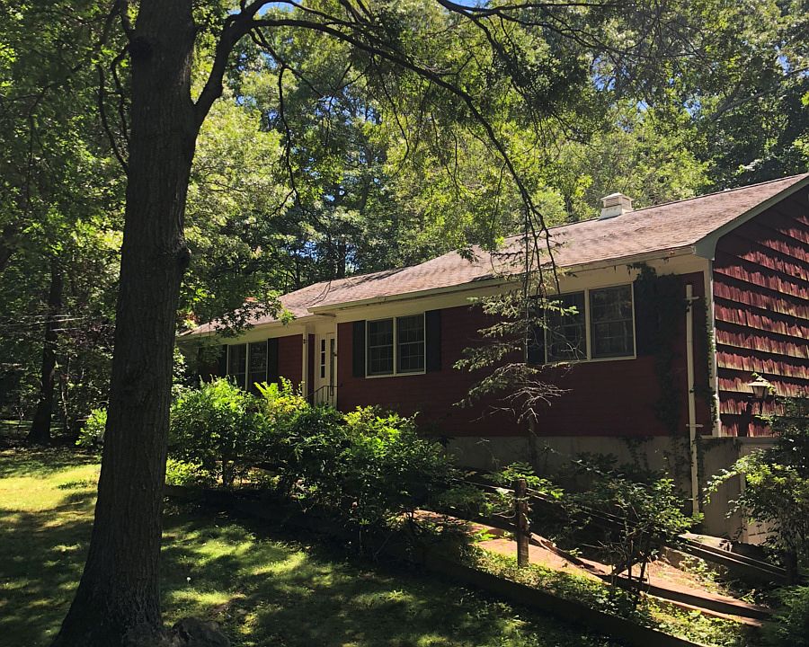 1st image of 6825 Hortons Ln