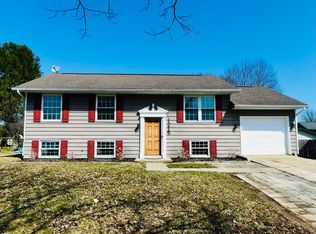 1215 Coventry Cir, Lancaster, OH 43130