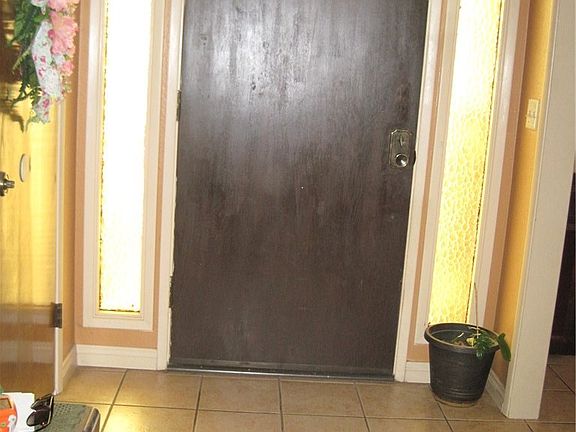 2nd image of 7864 Newhall Ave