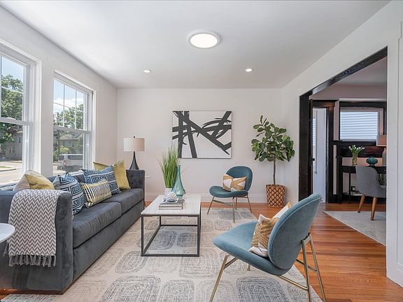 5th image of 21 Claremont Ave #1