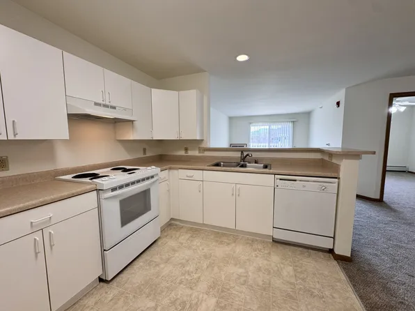 6162 Dell Dr, Madison, WI