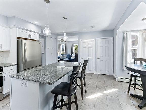 3rd image of 32 Cottage St