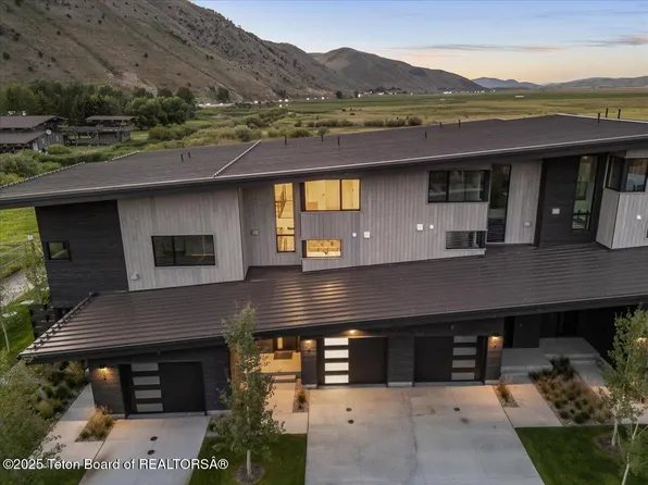 420 Hidden Hollow Dr, Jackson, WY 83001