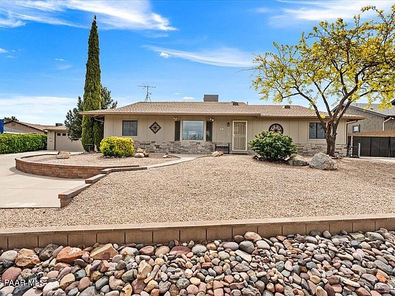 3rd image of 9665 E Catalina Dr