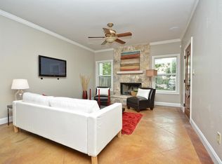 907 Ellingson Ln, Austin, TX 78751