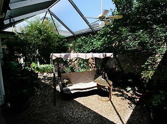 2nd image of 3212 Stonehenge Ln