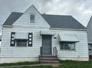 14423 Tabor Ave, Maple Heights, OH 44137