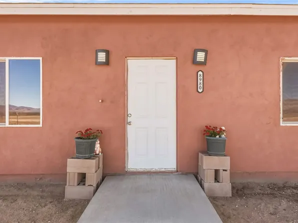 8980 W Mission Lane, Dolan Springs, AZ 86441