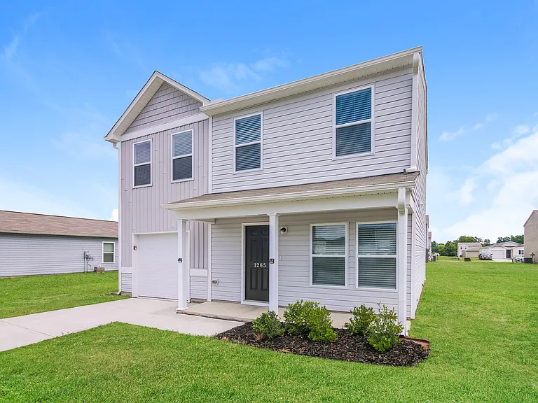1265 Zoysia Dr — Photo 2