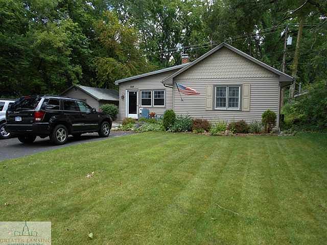 1st image of 518 W Grand River Ave
