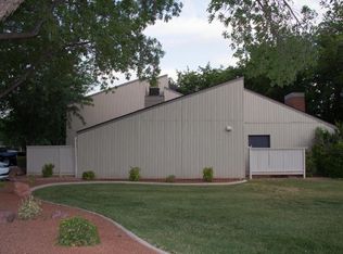 1061 W Bloomington Dr S, Saint George, UT 84790