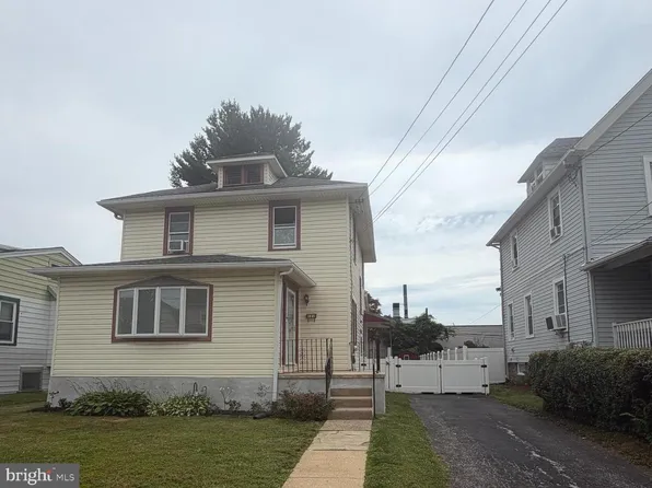 121 N Scott Ave, Glenolden, PA 19036