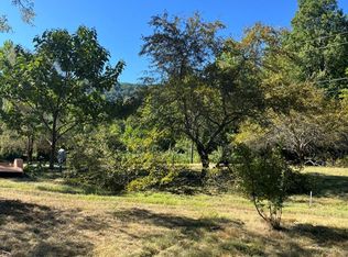 225 Lynfield Pl, Artie, WV 25008