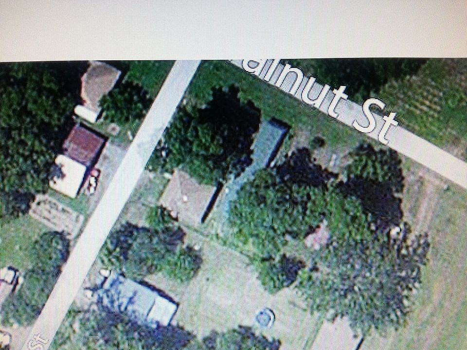 corner lots, 2 lots/homes