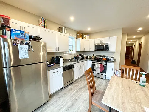 174 Saint Alphonsus St #3 Photo 1