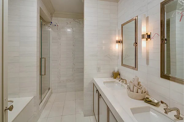 Sold by Stribling | media 14