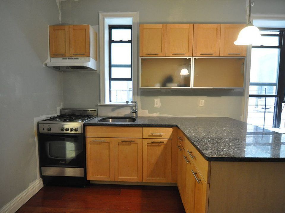 1st image of 291 Eastern Pkwy APT 24