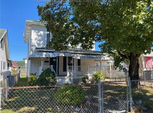 2318 Monroe Ave, Saint Albans, WV 25177