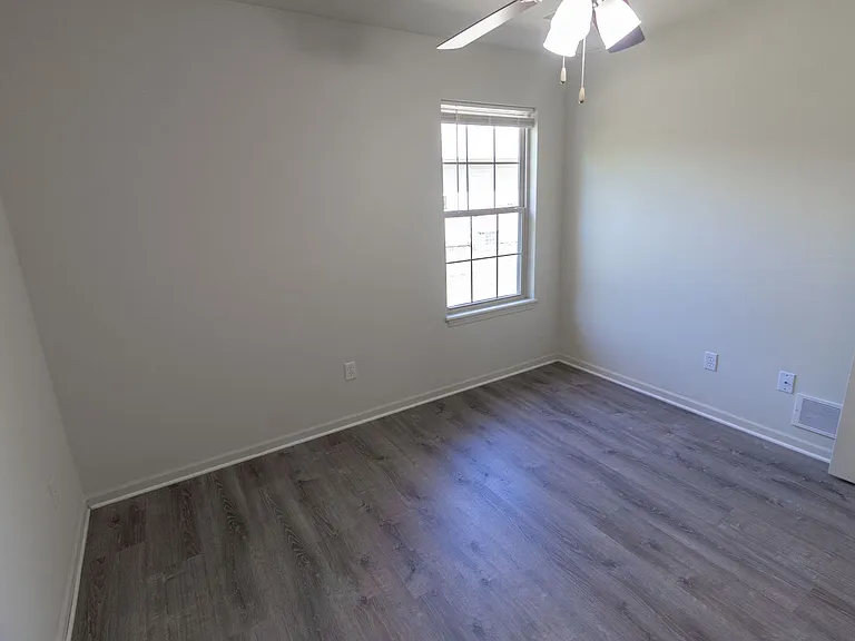 1408 Bodie Dr — Photo 24