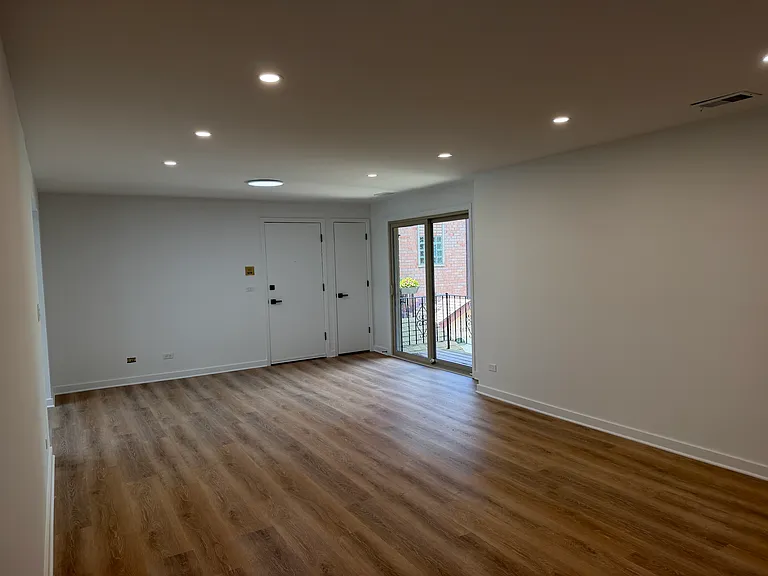 5819 W Higgins Ave #2D — Photo 12