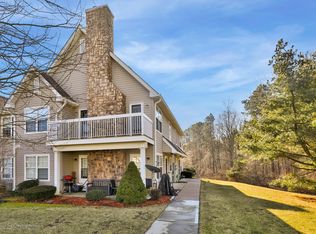 42 Des Moines Ct, Tinton Falls, NJ 07712