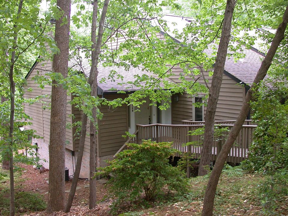 3BR/3BA with Garage!