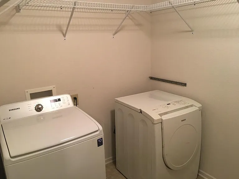 1038 Millstone Ct — Photo 12