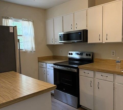 5th image of 2301 London Company Way