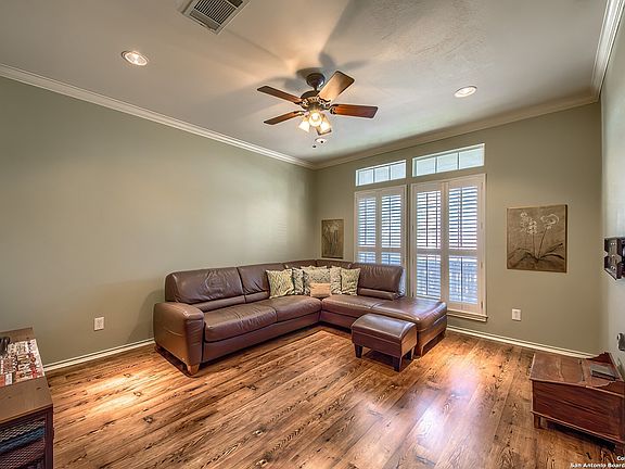 5th image of 67 FONTHILL WAY