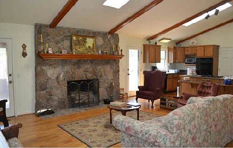 2nd image of 808 Mauney Cir