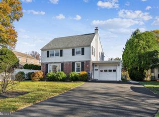 502 Willow Rd, Oreland, PA 19075