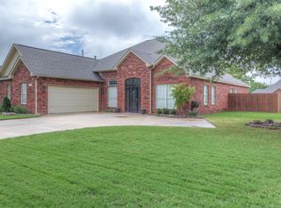 9802 E 123rd St S, Bixby, OK 74008