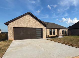 21057 Kinsley Ln, Hensley, AR 72065