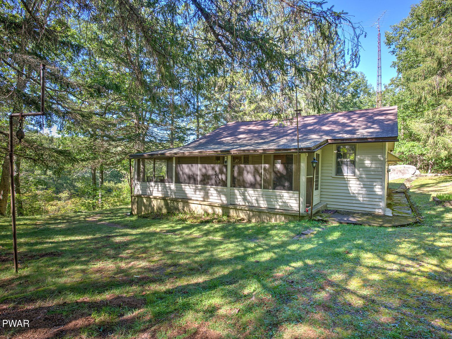 128 Falls Rd, Dingmans Ferry, PA 18328 Zillow