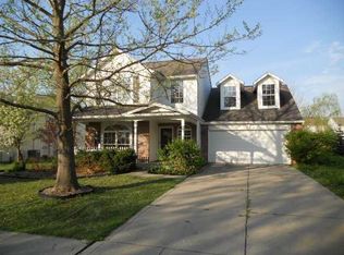 6740 Dorchester Dr, Zionsville, IN 46077