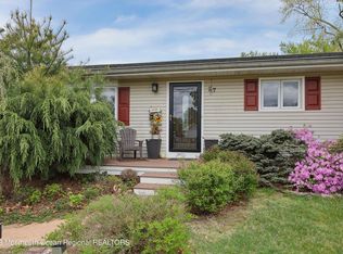 27 Laurelton Ave, Jackson, NJ 08527