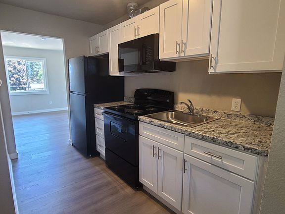 5th image of 103 S 12th St #2