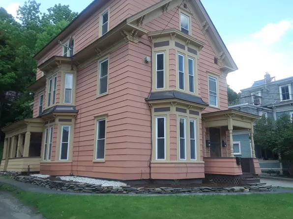 123 Pearl St #3, Saint Johnsbury, VT 05819